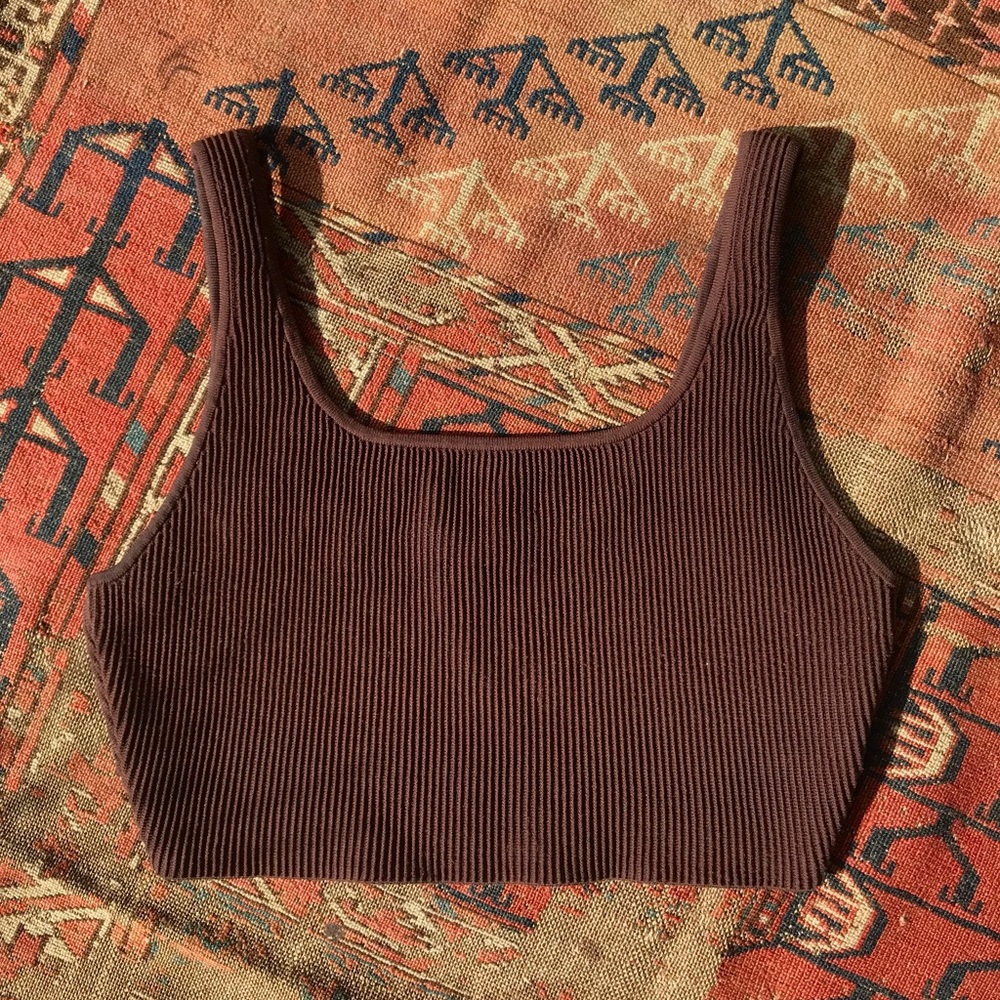 Babaton Sculpt Knit Squareneck Cropped Tank In Coffeebean Size L